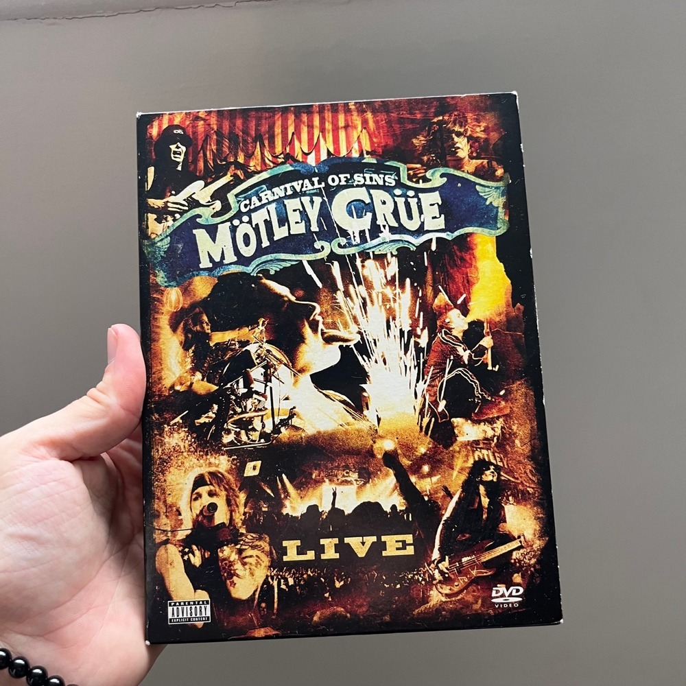 Motley Crue Carnival of Sins Live DVD 2005 Concert Film 2-Disc Set 00104-7